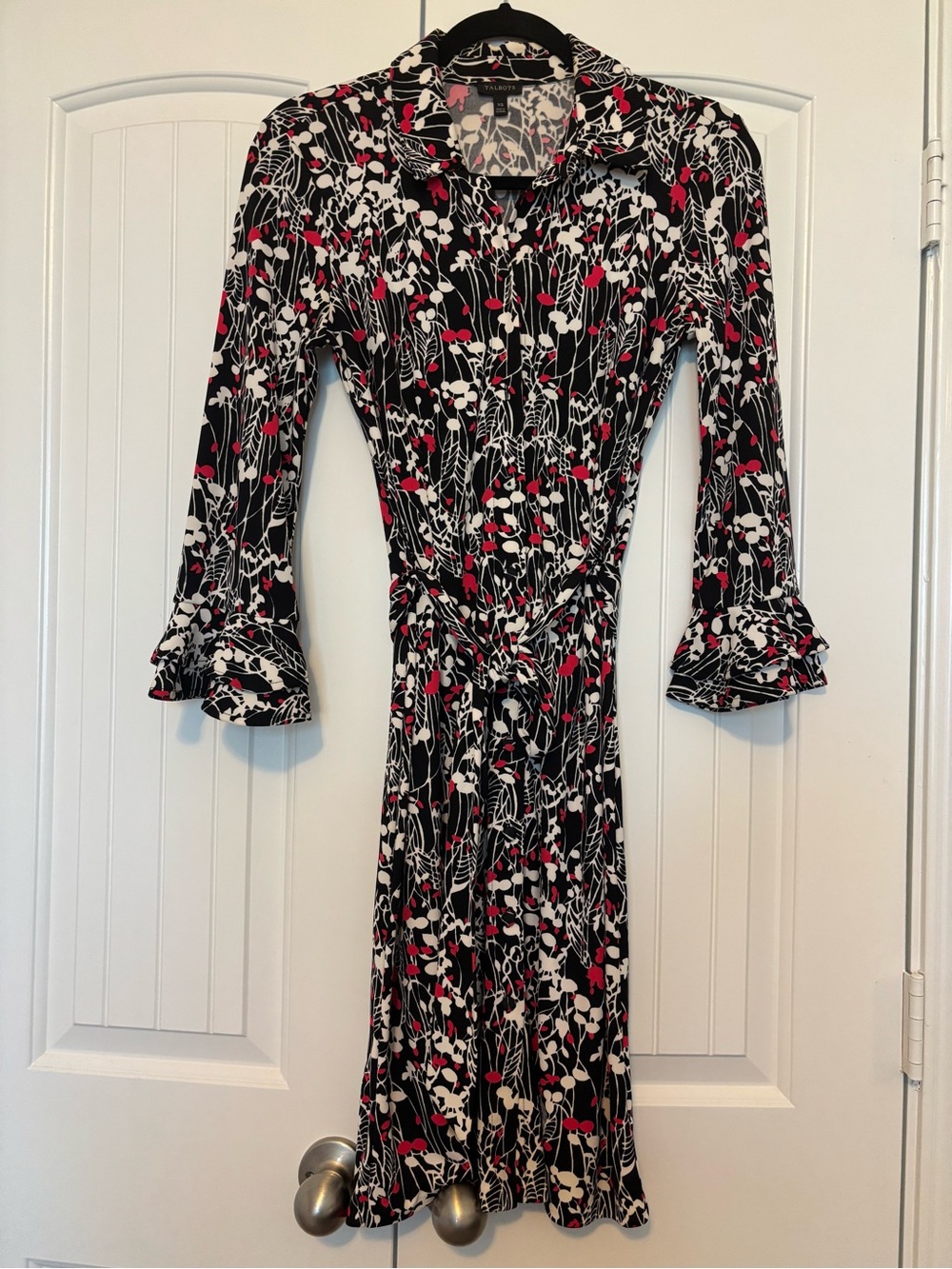 👗 Talbots Floral Pattern